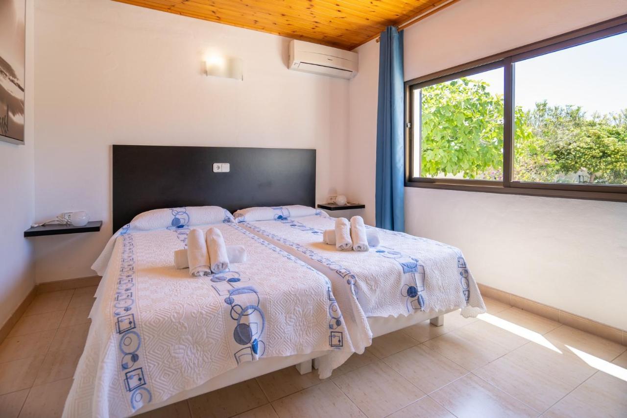 Bettina & Birgitta - Formentera Break Villa Es Pujols Ngoại thất bức ảnh